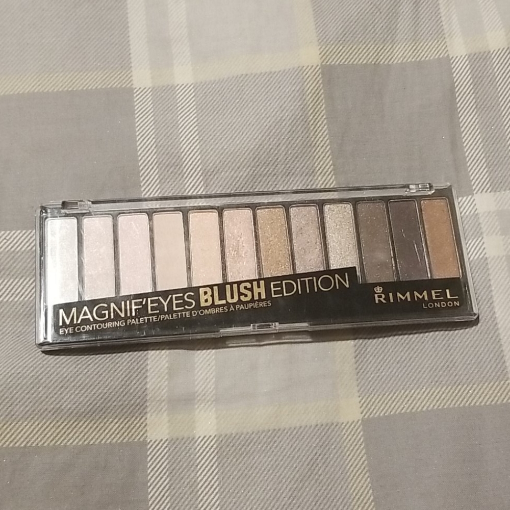 Rimmel Magnif'eyes Blush Edition Palette